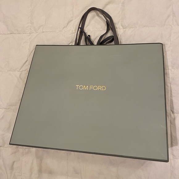 Tom Ford Medium Paper Shopping Bag x 2 - Picture 2 of 4